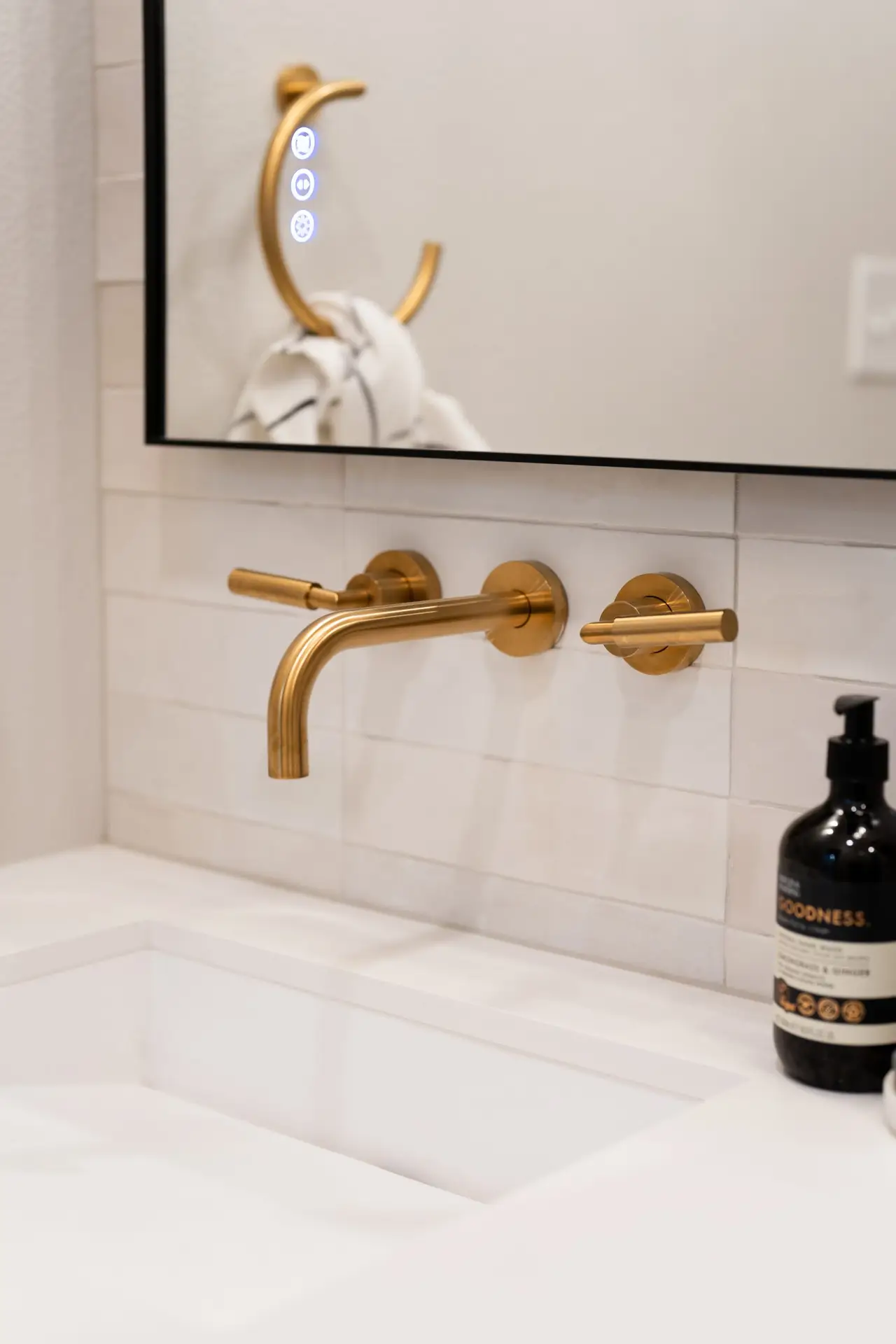 Full bathroom remodel with tile and vanity by Wreedone